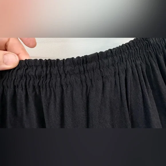 Vintage 80s Black Tiered Maxi Skirt~Goth Boho Prairie Western Size XL - Picture 3 of 5